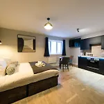 The Willow - Studio 29